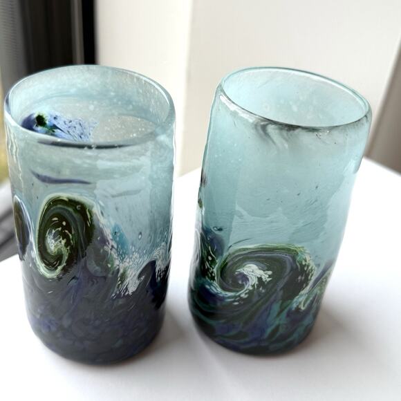 Mad Art Studios Glass Rolling Ocean Waves Shot Glasses or Mini Bud Vase 3 3/4" - Picture 7 of 10